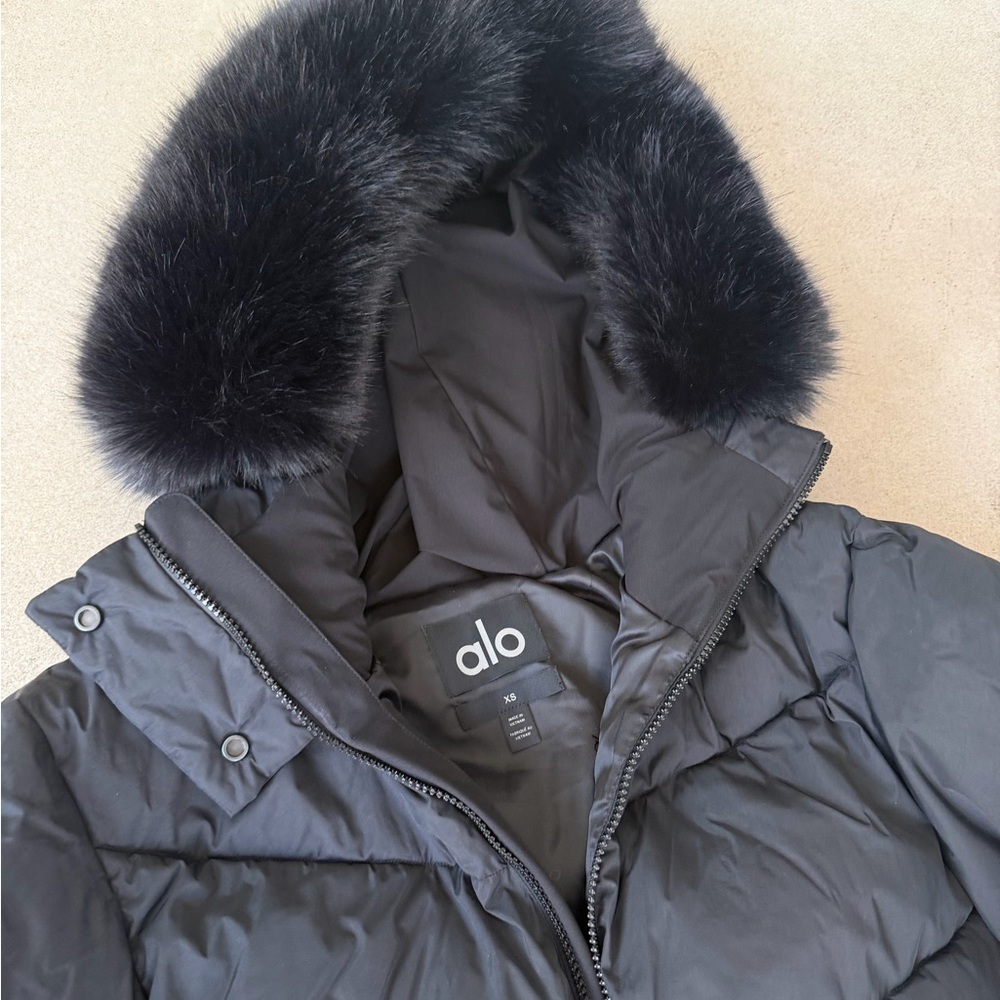 ALO Yoga Black Hooded Fur Trim Jumpsuit - Picture 4 of 9